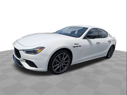Used 2024 Maserati Ghibli Modena Ultima Q4 AWD/4WD image 8