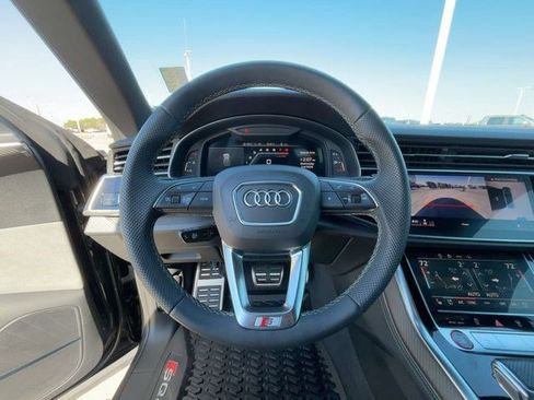 Used 2024 Audi SQ8 Premium Plus image 15