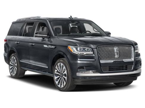 Used 2024 Lincoln Navigator Premiere AWD/4WD image 6
