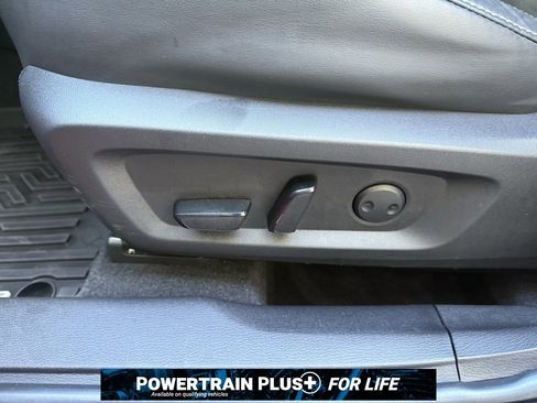 Used 2023 Mitsubishi Outlander SE Black Edition image 5