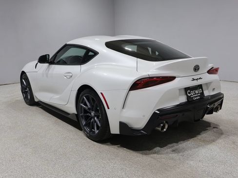 Used 2026 Toyota Supra Premium w/ Driver Assist Package RWD image 5