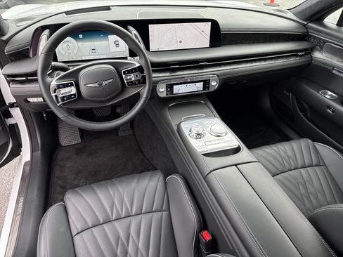Used 2025 Genesis G90 3.5T AWD/4WD image 37