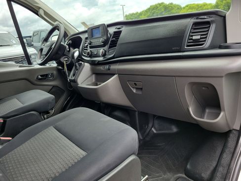 Used 2024 Ford Transit 250 Low Roof w/ Exterior Upgrade Package RWD image 18