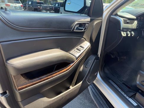 Used 2018 Chevrolet Tahoe LT AWD/4WD image 26
