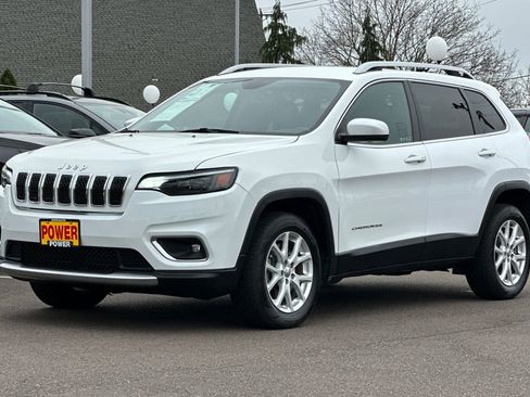 Used 2019 Jeep Cherokee Limited image 8