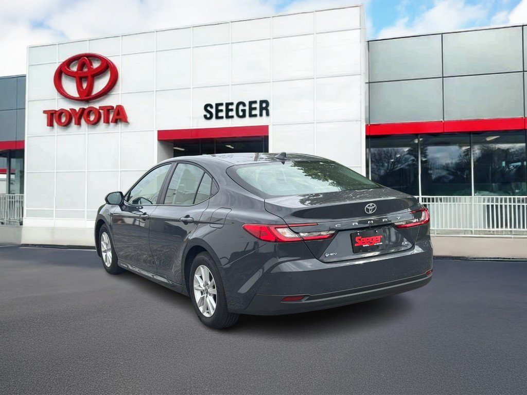 Used 2026 Toyota Camry LE FWD image 9