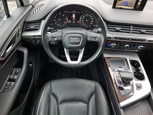 Used 2017 Audi Q7 2.0T Premium Plus w/ Premium Plus Package image 13