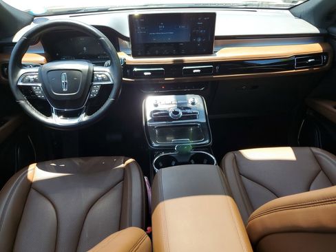 Certified 2022 Lincoln Nautilus Reserve FWD image 14