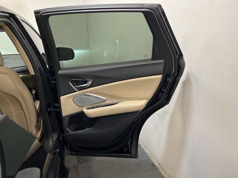 Certified 2024 Acura RDX SH-AWD w/ Advance Package image 25