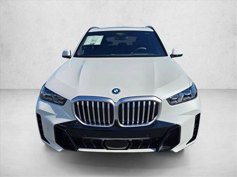 New 2026 BMW X5 xDrive50e w/ M Sport Package image 6