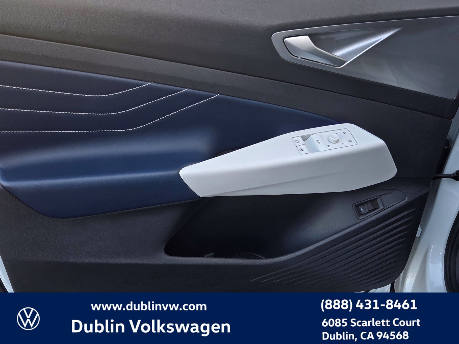 Used 2023 Volkswagen ID.4 Pro S RWD image 10