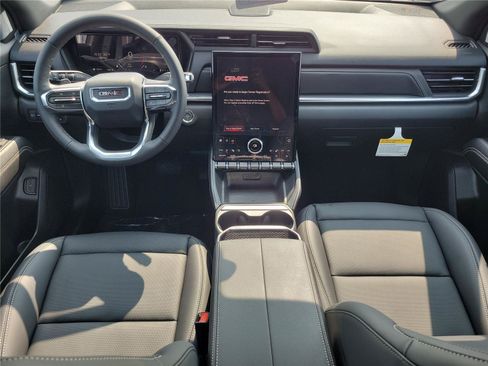 New 2027 GMC Terrain Elevation w/ Elevation Premium Package FWD image 9