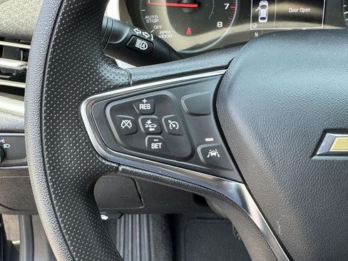 Used 2024 Chevrolet Malibu LT FWD image 11