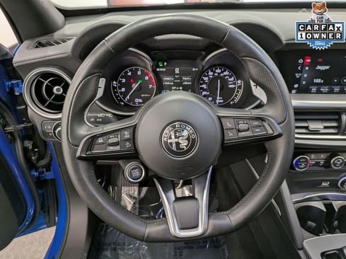 Used 2023 Alfa Romeo Stelvio Veloce AWD/4WD image 20