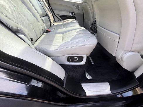 Used 2016 Land Rover Range Rover Supercharged image 25
