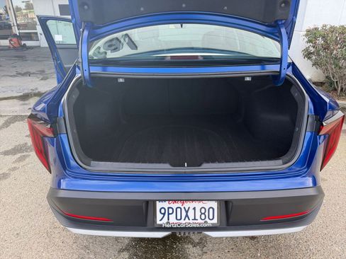 Used 2025 Kia K4 LXS image 32