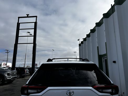 Certified 2023 Toyota RAV4 Adventure AWD/4WD image 4