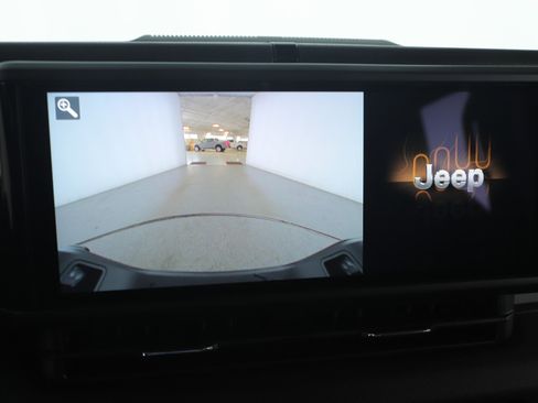 New 2025 Jeep Gladiator Sport image 21