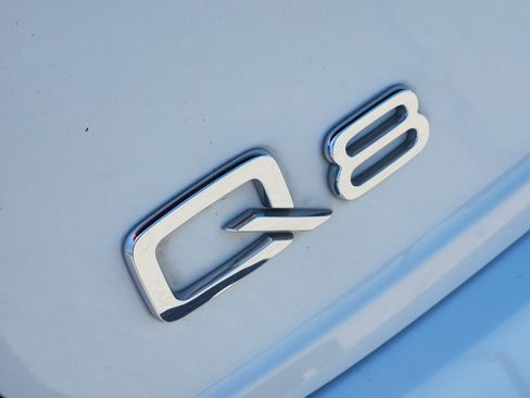 Used 2019 Audi Q8 Premium Plus AWD/4WD image 11