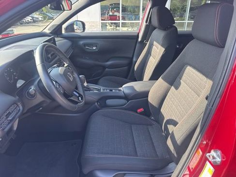 Used 2023 Honda HR-V Sport image 19