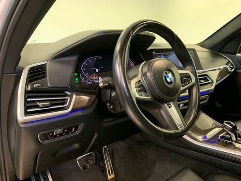 Used 2022 BMW X5 xDrive40i w/ M Sport Package AWD/4WD image 17