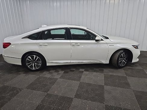 Used 2022 Honda Accord EX-L image 2
