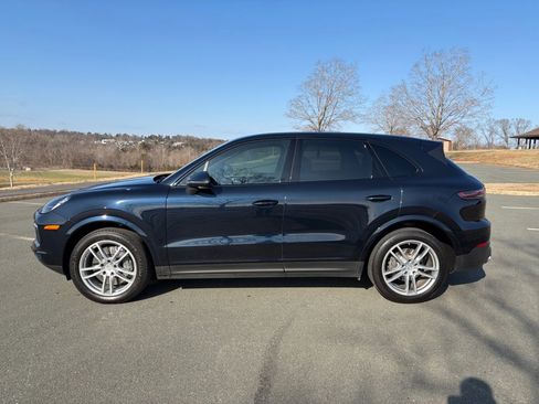 Used 2019 Porsche Cayenne S image 2
