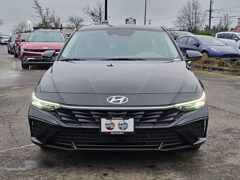 New 2026 Hyundai Elantra Blue image 2