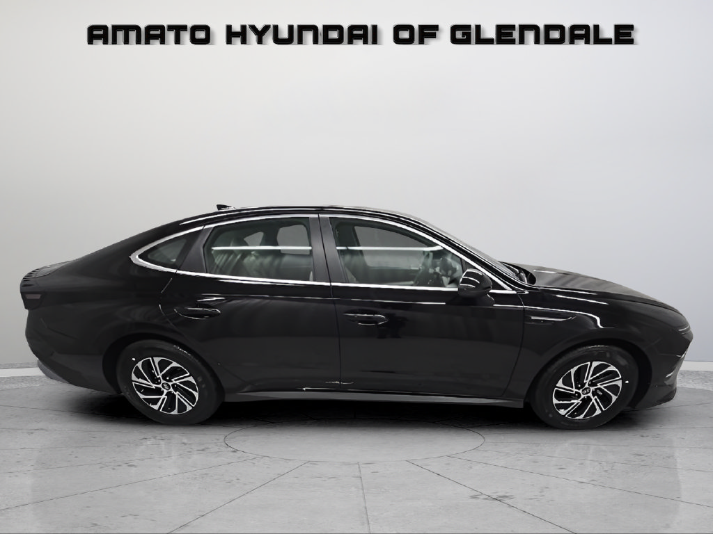 New 2026 Hyundai Sonata Blue FWD image 7