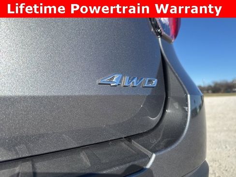 Used 2025 Ford Explorer ST-Line w/ ST-Line Street Pack image 11