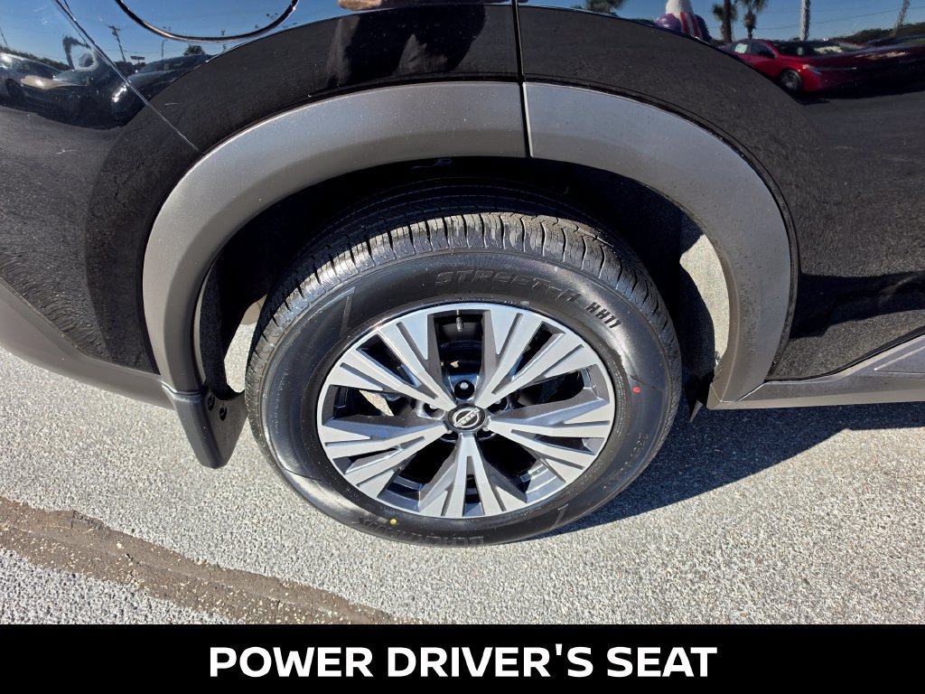 Certified 2023 Nissan Rogue SV w/ SV Premium B Package FWD image 11