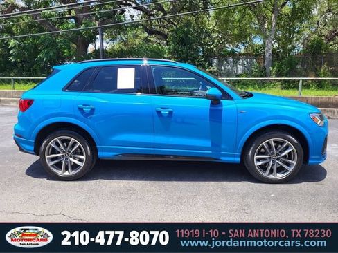 Used 2023 Audi Q3 2.0T Premium w/ Black Optic Sport Package AWD/4WD image 6