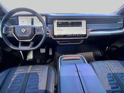 Used 2023 Rivian R1T Adventure AWD/4WD image 14
