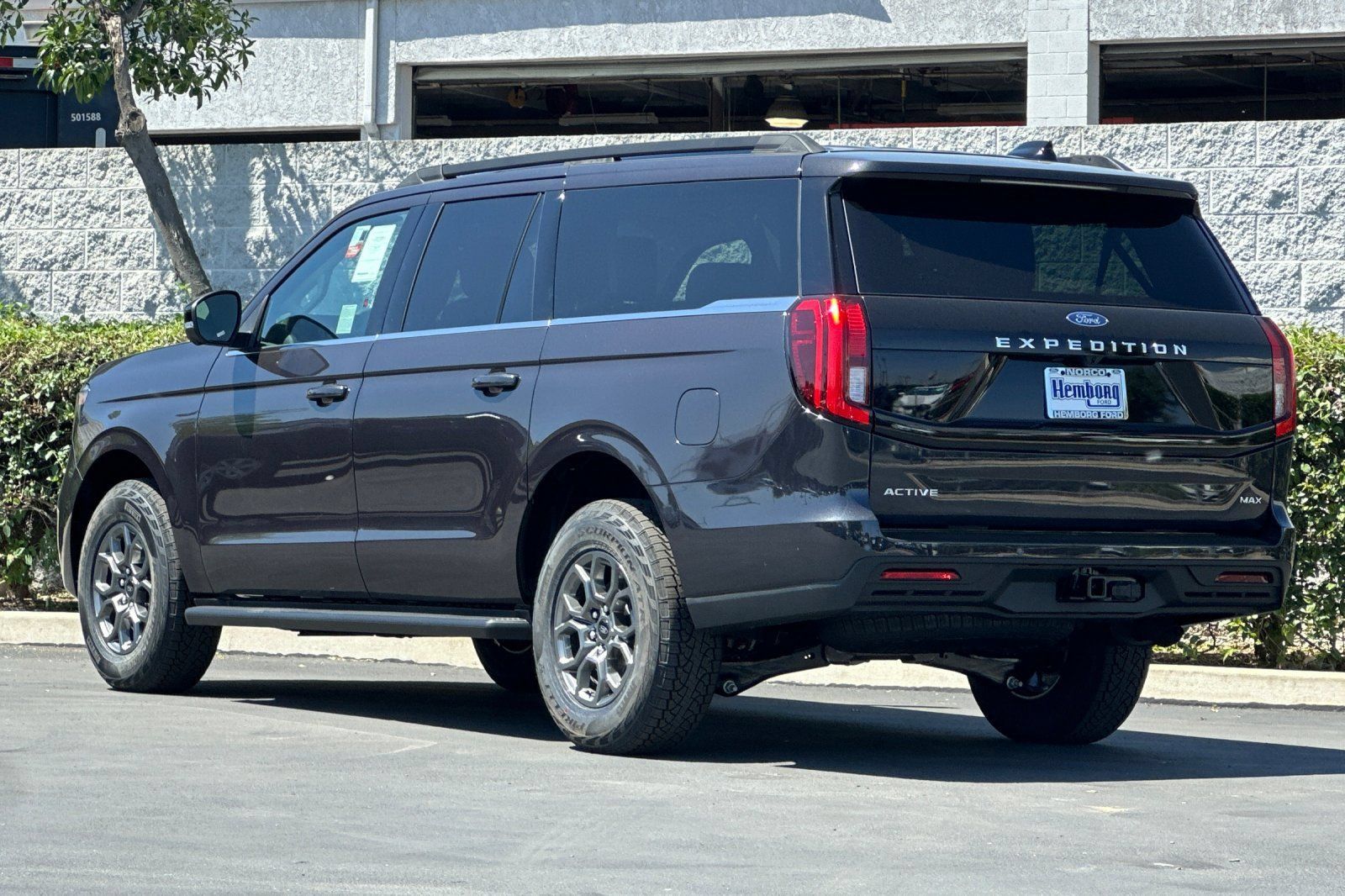 New 2026 Ford Expedition Max Active RWD image 6