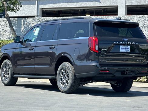 New 2026 Ford Expedition Max Active RWD image 6