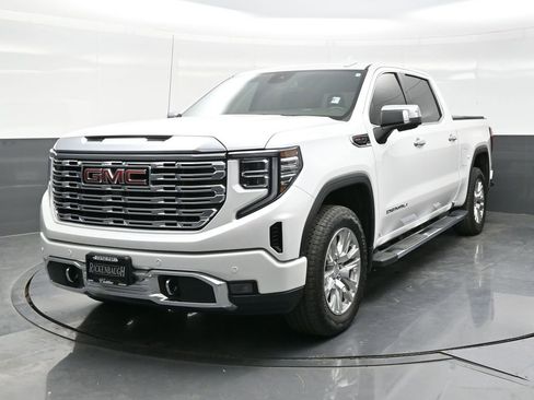 Used 2022 GMC Sierra 1500 Denali image 2