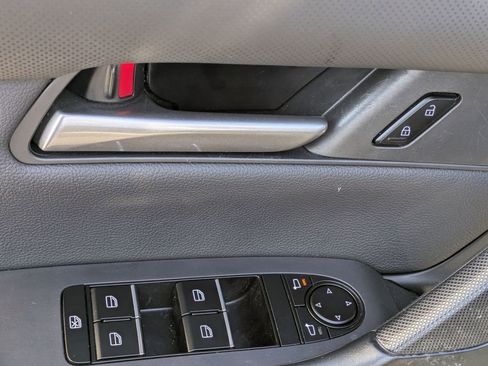 Used 2025 MAZDA CX-50 AWD 2.5 S w/ Premium Package image 13