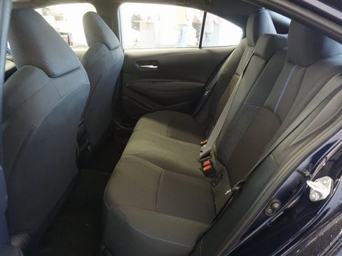 Used 2022 Toyota Corolla SE w/ SE Premium Package image 18