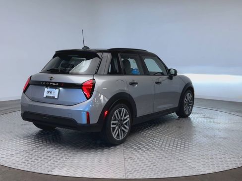 New 2026 MINI Cooper S image 8