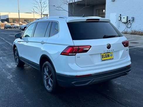 Used 2023 Volkswagen Tiguan SE AWD/4WD image 4