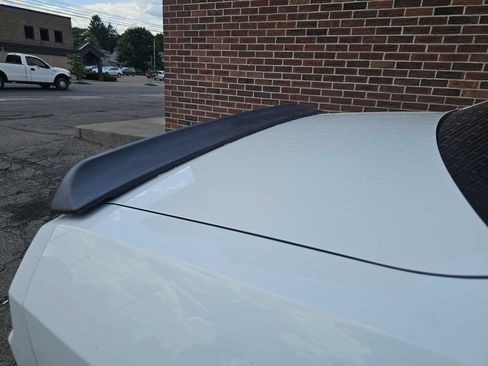 Used 2014 Dodge Challenger SXT Plus RWD image 5