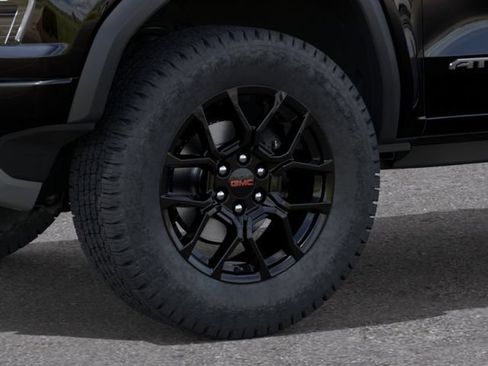 New 2026 GMC Canyon AT4 w/ Technology Plus Package AWD/4WD image 9