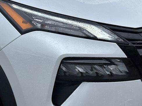 New 2026 Nissan Rogue SV AWD/4WD image 10
