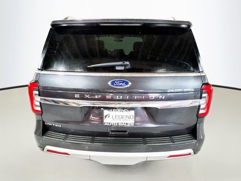 Used 2024 Ford Expedition Limited AWD/4WD image 8