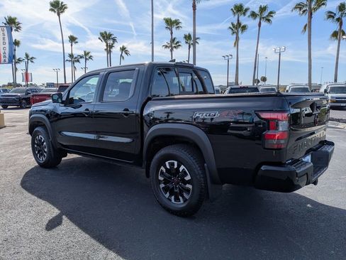 Used 2022 Nissan Frontier PRO-4X image 6