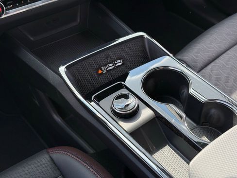 New 2026 Chevrolet Equinox RS AWD/4WD image 24