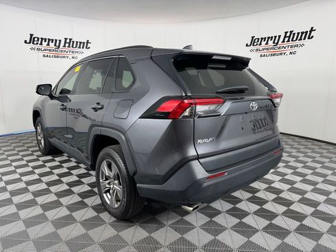 Used 2023 Toyota RAV4 XLE w/ Convenience Package FWD image 9