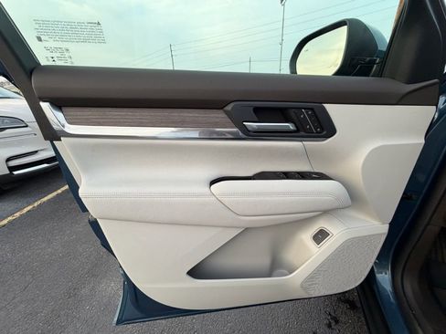 Used 2026 GMC Terrain Denali w/ LPO, Floor Liner Package image 11