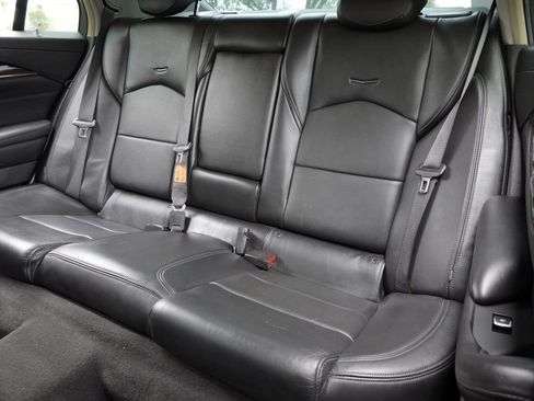 Used 2015 Cadillac CTS Luxury RWD image 11