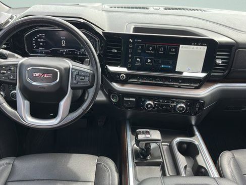 Certified 2022 GMC Sierra 1500 SLT w/ SLT Premium Plus Package AWD/4WD image 16